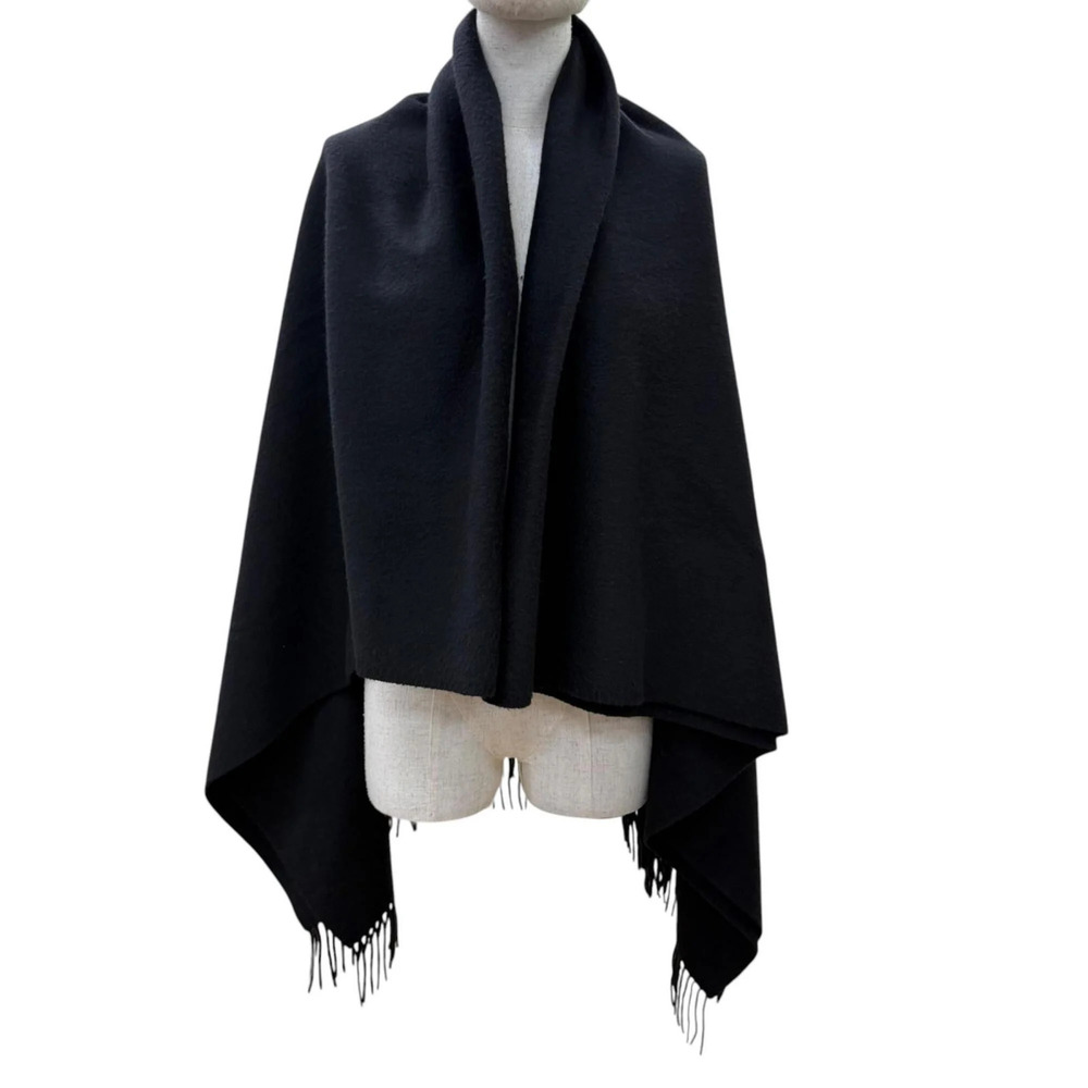 HERMES Black Scarf - Picture 3 of 8